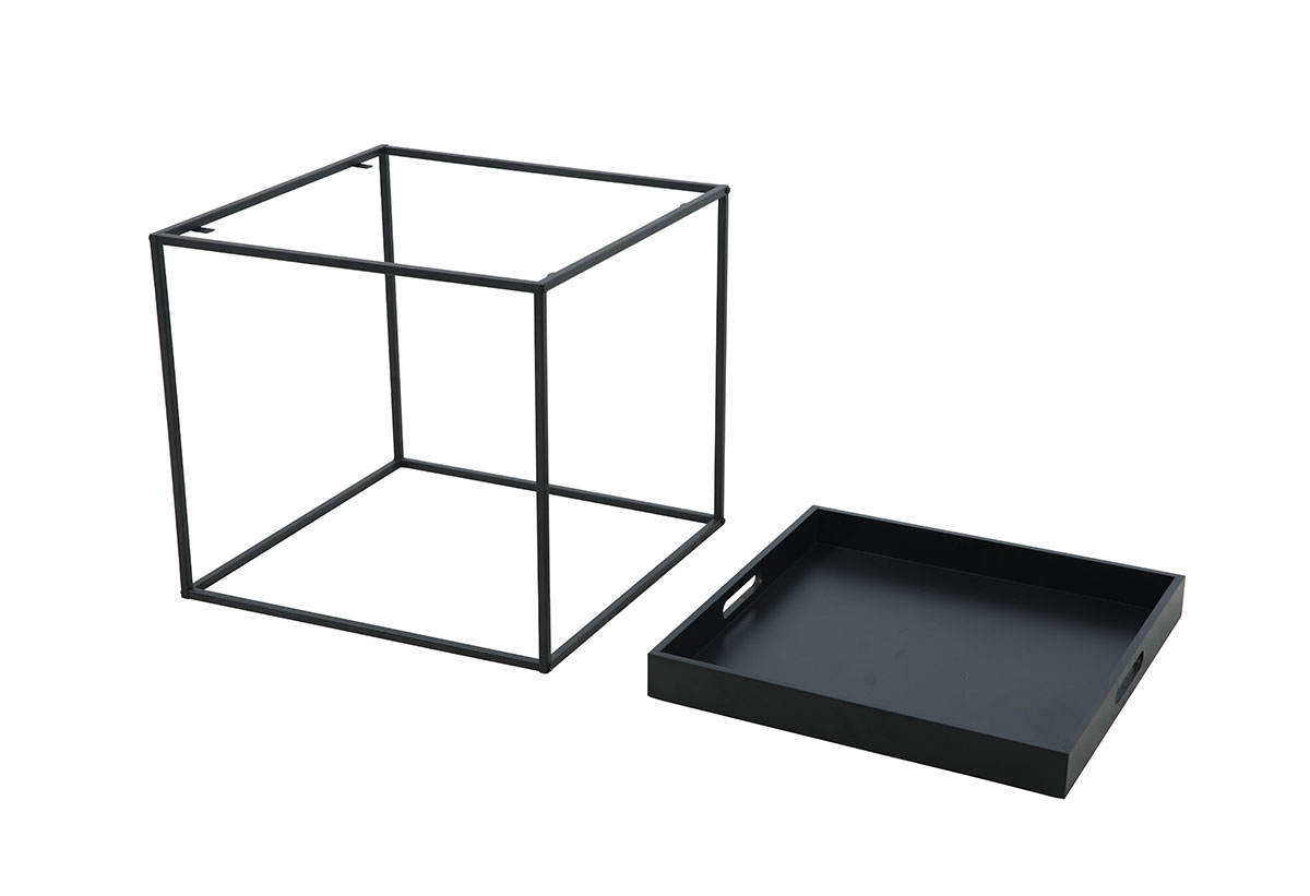 Η κάτω όψη του τραπεζιού.